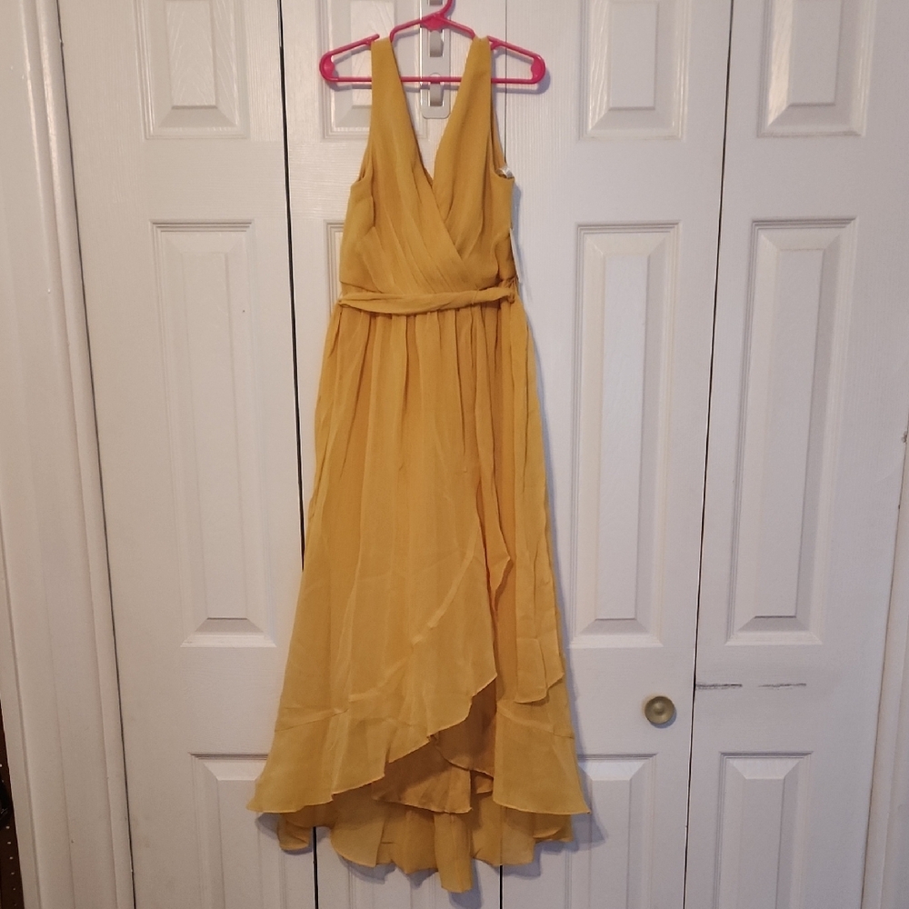 DAVID'S BRIDAL: NWT Ruffled Chiffon Faux-Wrap Junior Bridesmaid Dress